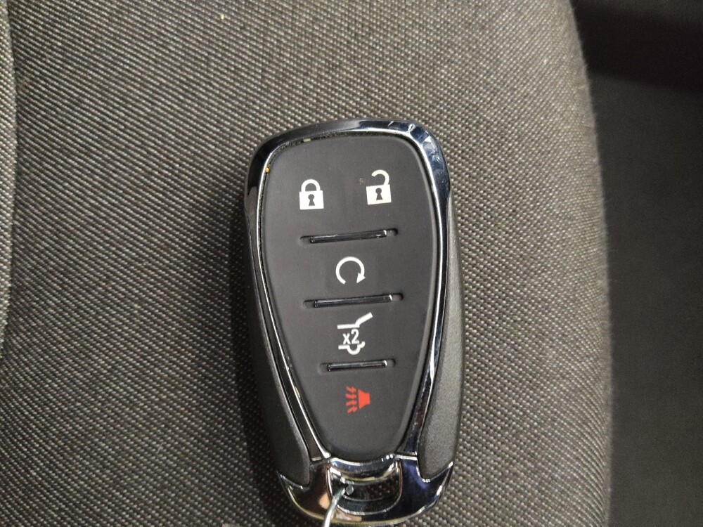 2021 Chevrolet Equinox in Des Moines, IA 50310 - 18101084 32