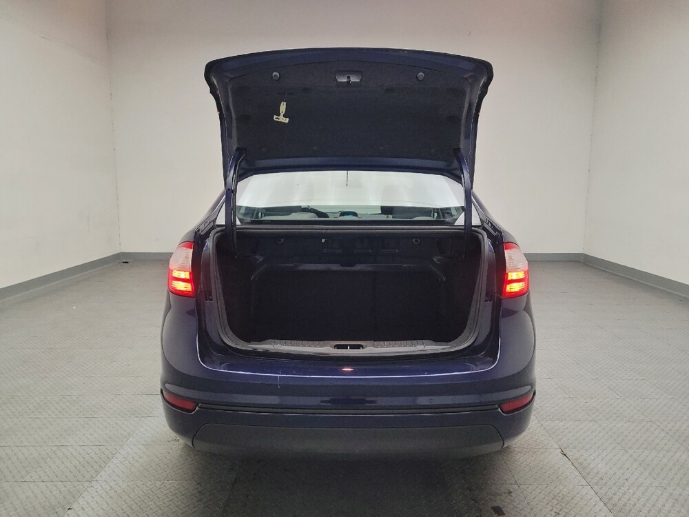 2016 Ford Fiesta in Downey, CA 90241 - 18101085 29