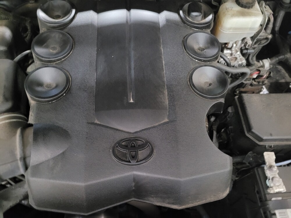 2018 Toyota 4Runner in New Castle, DE 19720 - 18101092 30