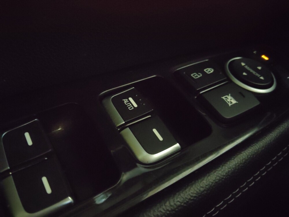 2020 Kia Sorento in Raleigh, NC 27604 - 18101095 27