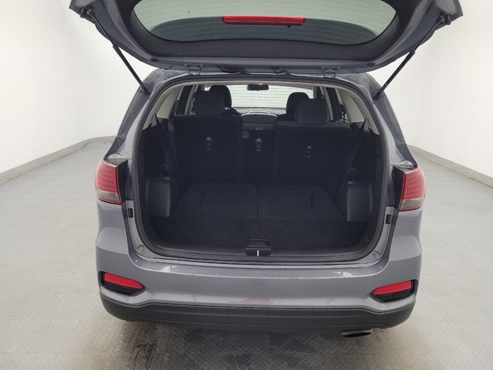 2020 Kia Sorento in Raleigh, NC 27604 - 18101095 29