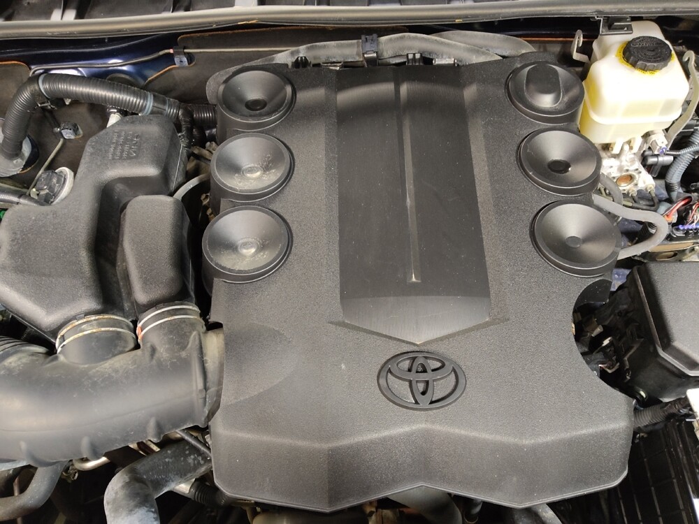 2014 Toyota 4Runner in Greenville, SC 29607 - 18101096 30