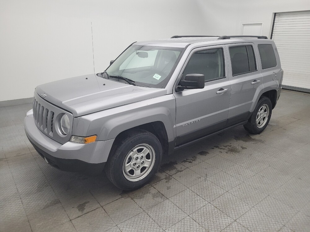 2017 Jeep Patriot in Charleston, SC 29414 - 18101100 2