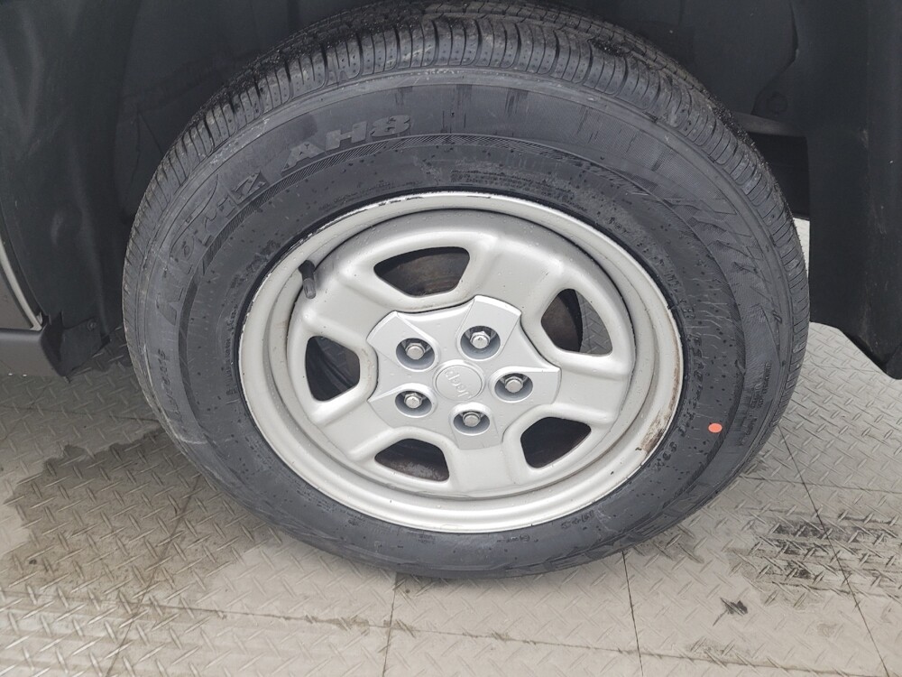 2017 Jeep Patriot in Charleston, SC 29414 - 18101100 31