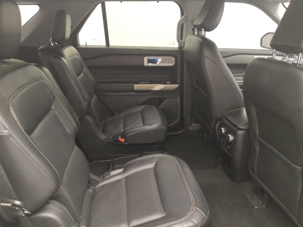 2021 Ford Explorer in Lakewood, CO 80215 - 18101106 19