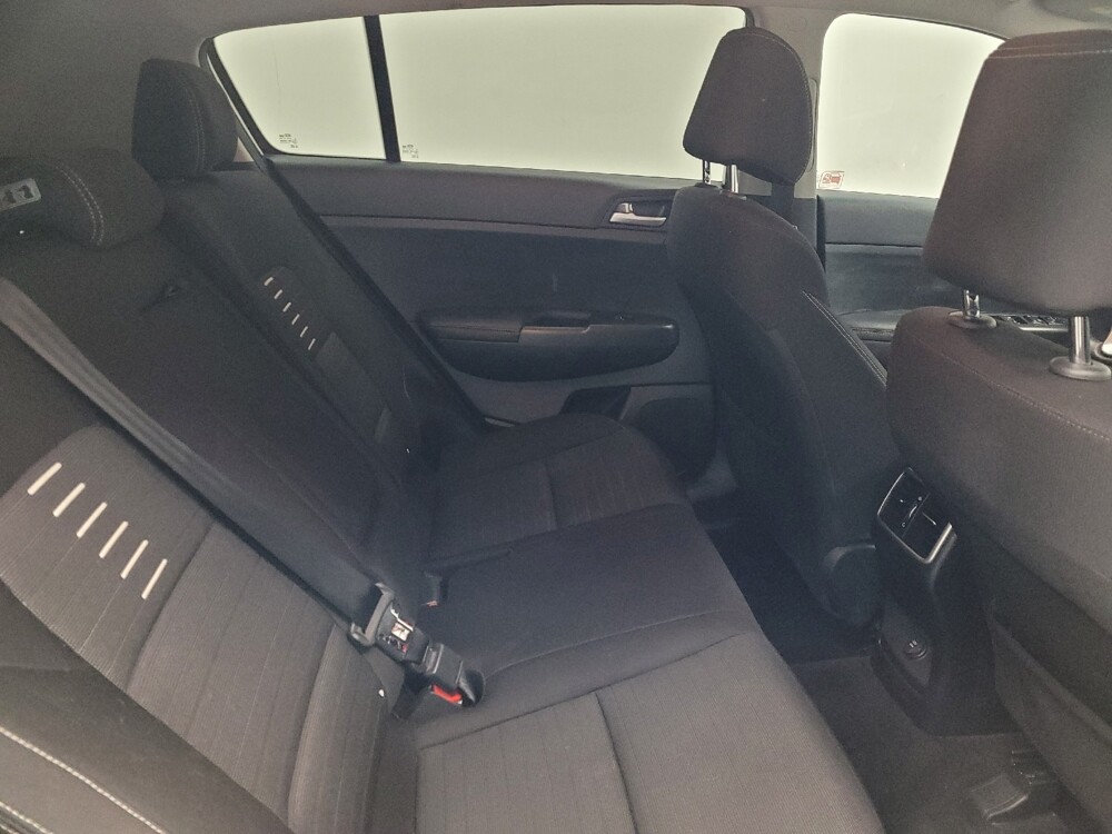 2018 Kia Sportage in Antioch, TN 37013 - 18101109 19