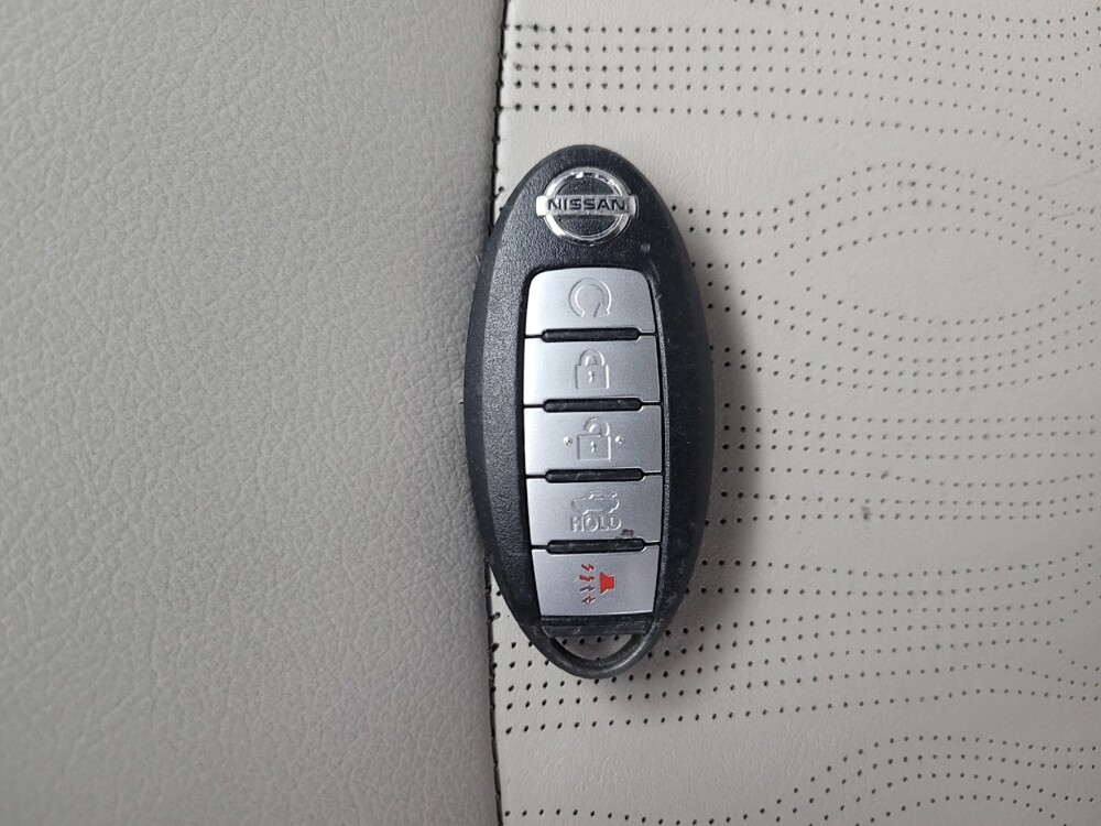 2020 Nissan Altima in Antioch, TN 37013 - 18101110 32