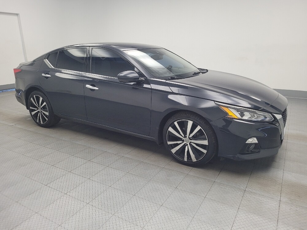 2020 Nissan Altima in Antioch, TN 37013 - 18101110 11