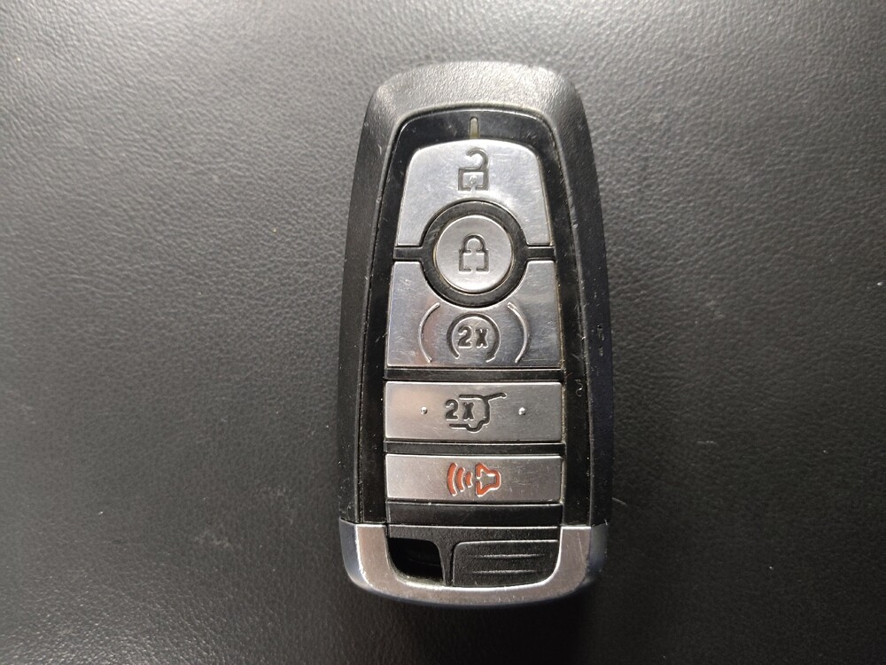 2021 Ford Explorer in Houston, TX 77034 - 18101114 32