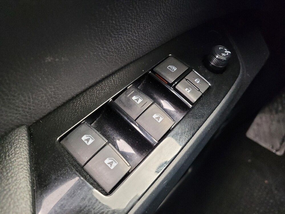 2017 Toyota Prius Prime in Columbus, OH 43228 - 18101118 27