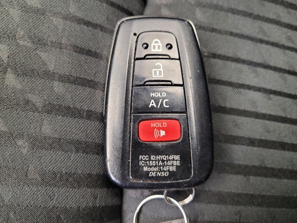 2017 Toyota Prius Prime in Columbus, OH 43228 - 18101118 32