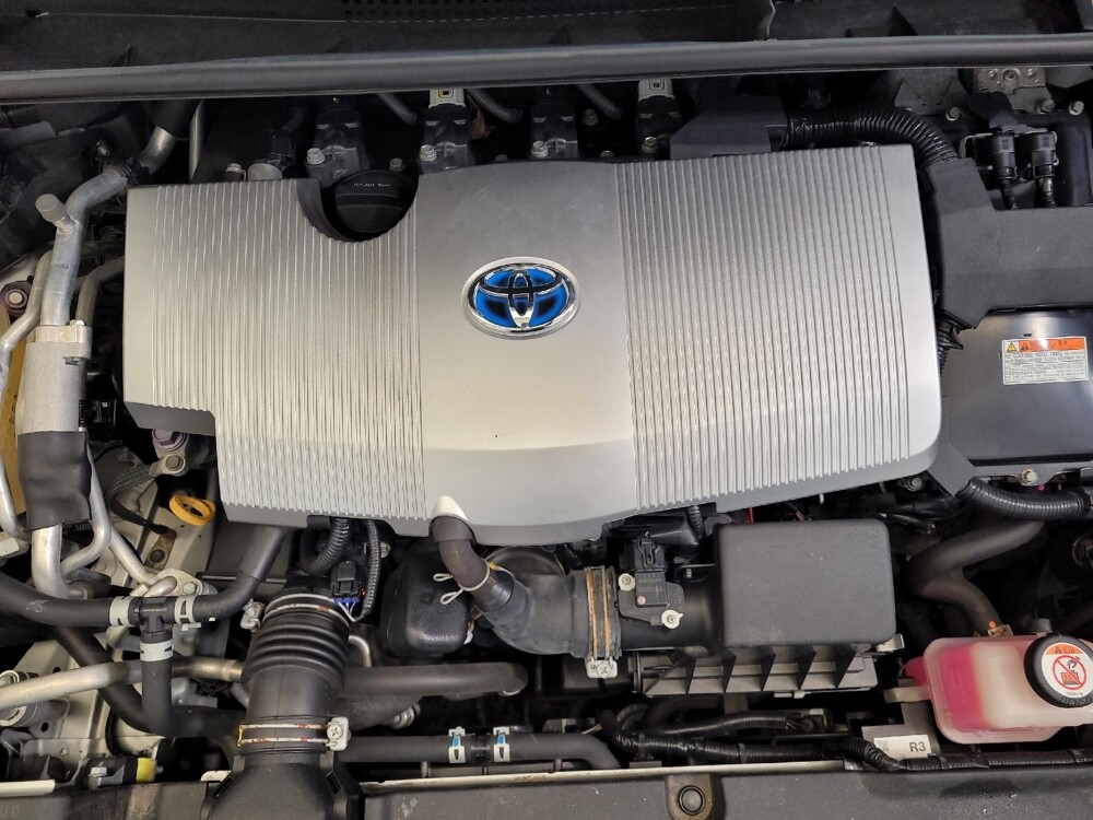 2017 Toyota Prius Prime in Columbus, OH 43228 - 18101118 30