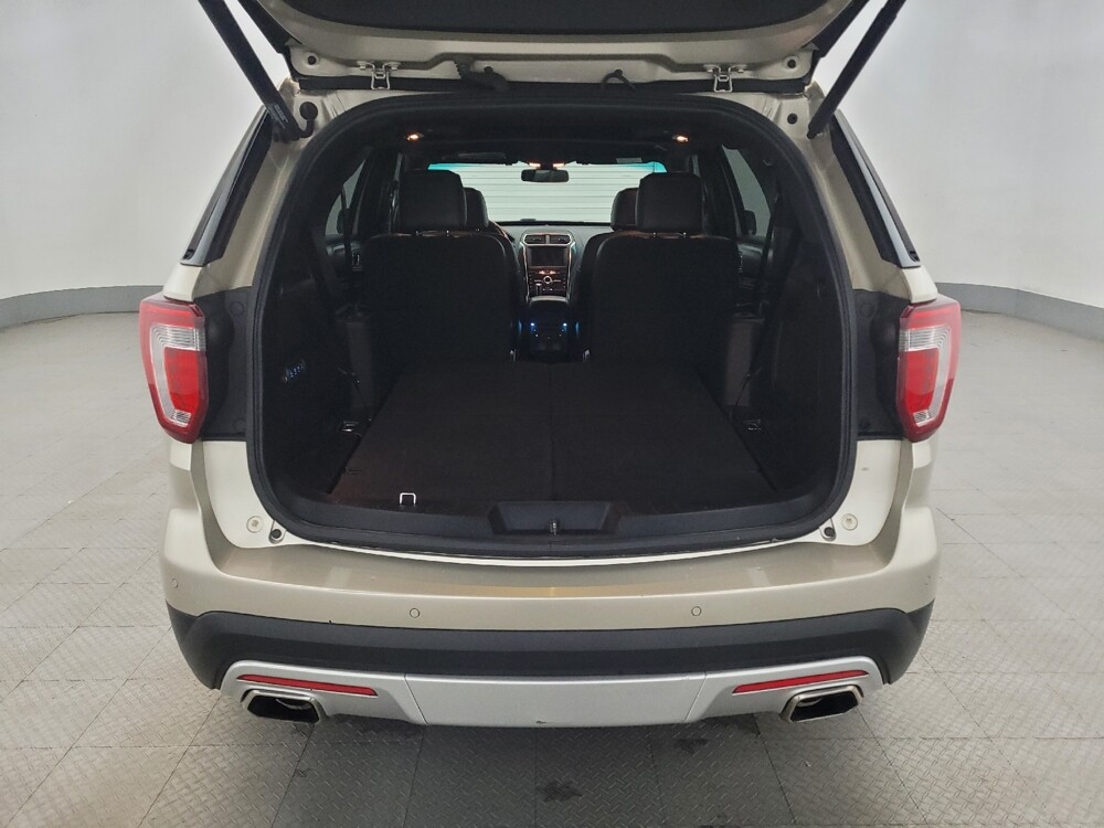 2017 Ford Explorer in Plymouth Meeting, PA 19462 - 18101122 29