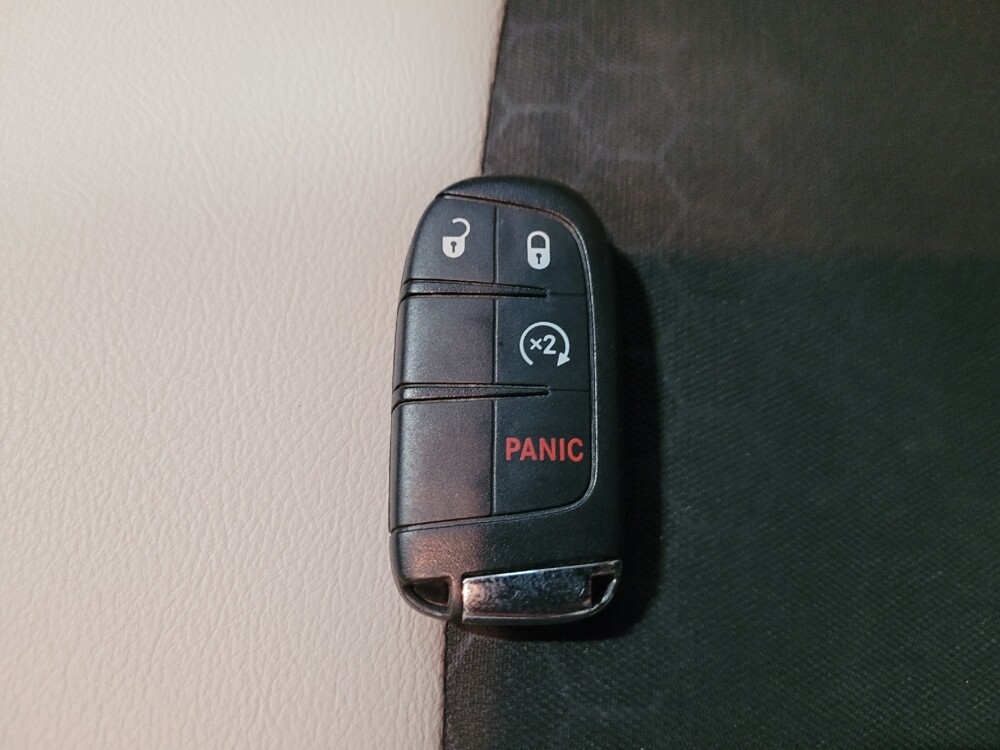 2018 Jeep Compass in Glen Burnie, MD 21061 - 18101123 32