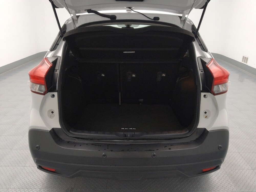 2020 Nissan Kicks in Wichita, KS 67207 - 18101124 29