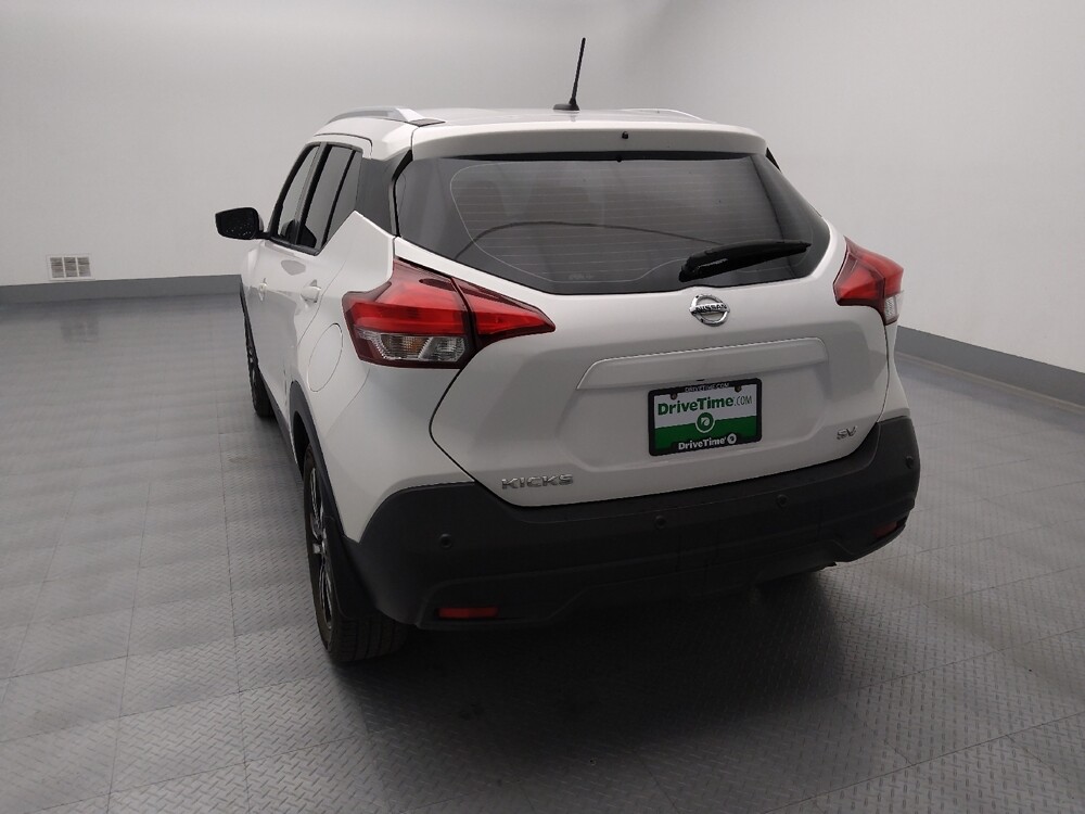 2020 Nissan Kicks in Wichita, KS 67207 - 18101124 6