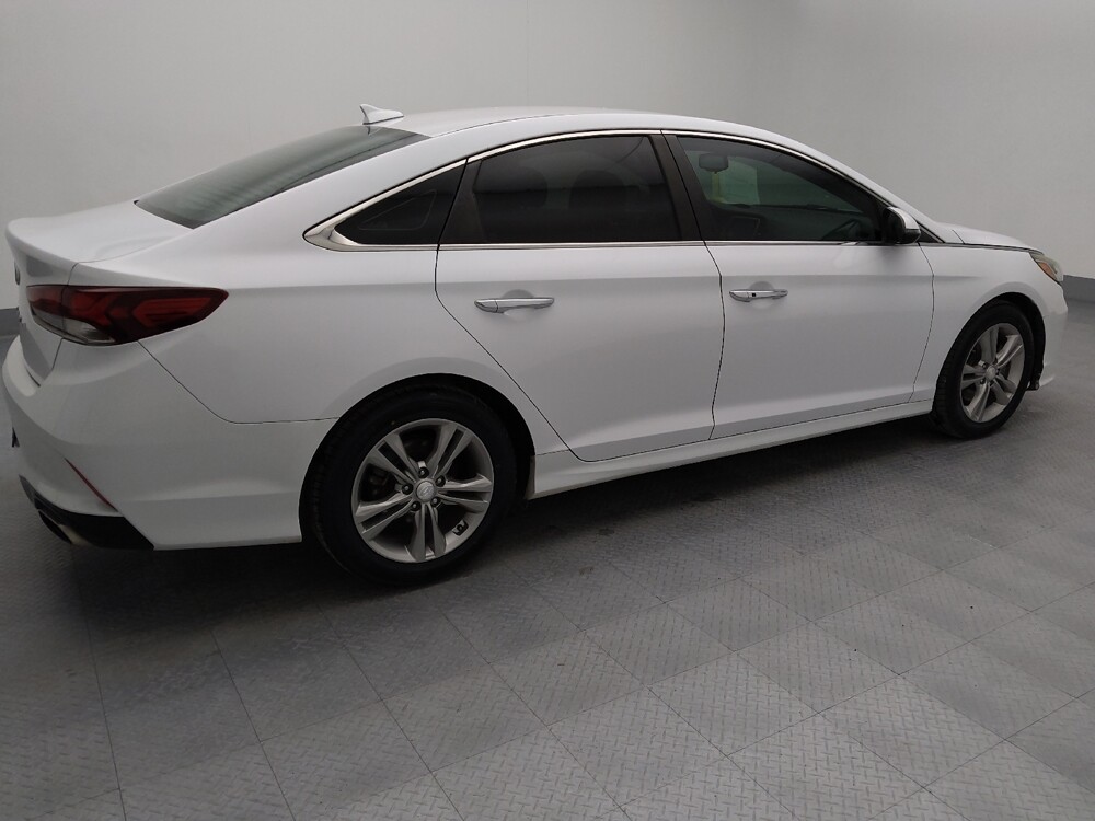 2018 Hyundai Sonata in Springfield, MO 65807 - 18101126 10