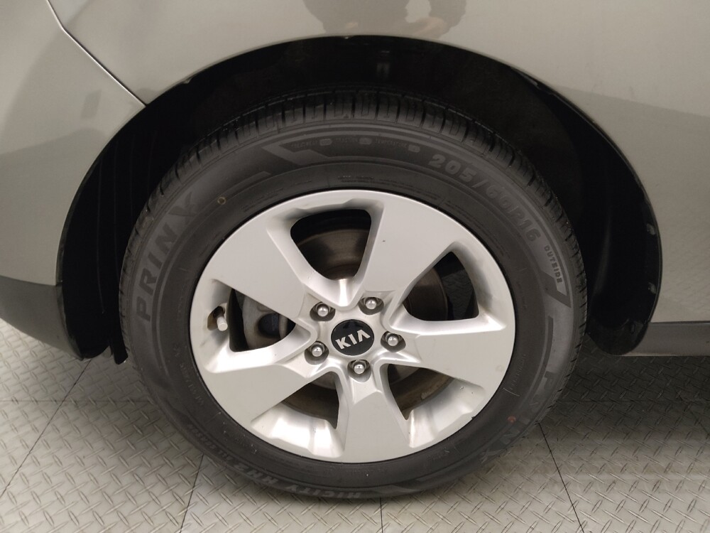 2017 Kia Soul in Des Moines, IA 50310 - 18101127 31