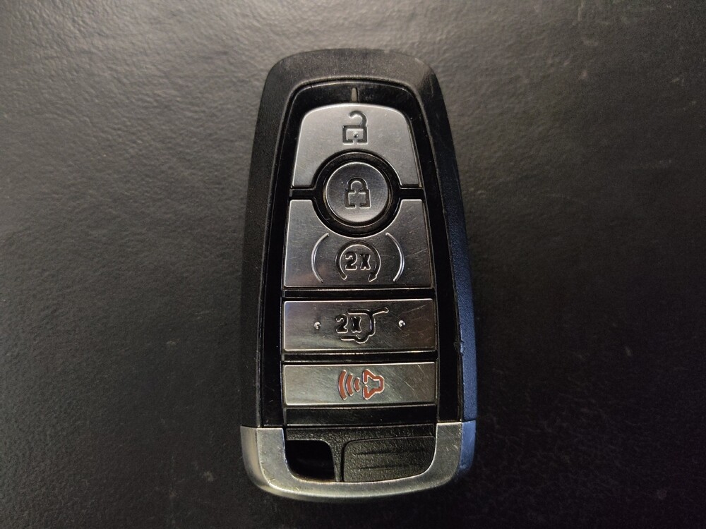 2020 Ford Explorer in Houston, TX 77034 - 18101137 32