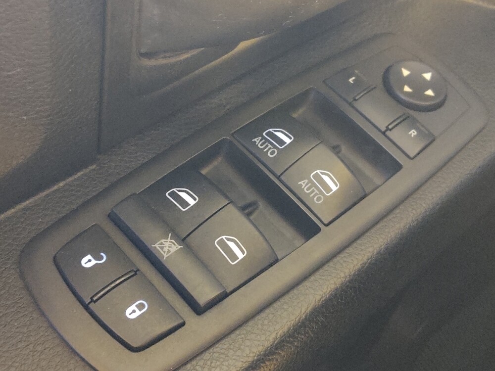 2018 RAM 1500 in Houston, TX 77060 - 18101138 27