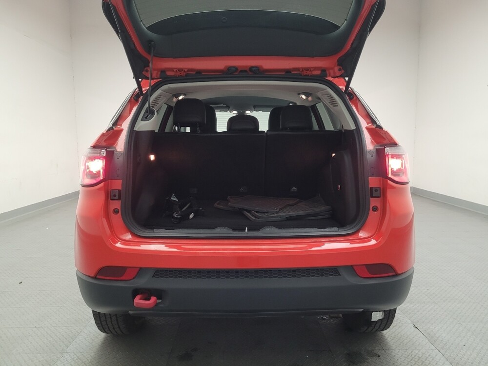 2018 Jeep Compass in Downey, CA 90241 - 18101141 29