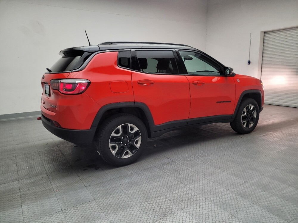 2018 Jeep Compass in Downey, CA 90241 - 18101141 10