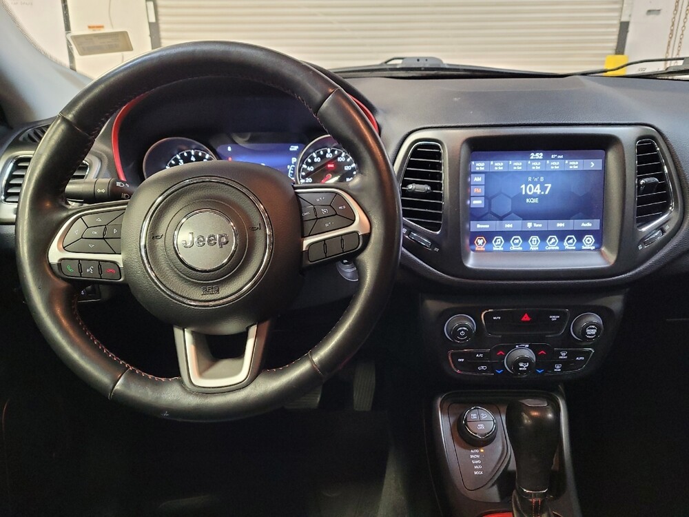 2018 Jeep Compass in Downey, CA 90241 - 18101141 22