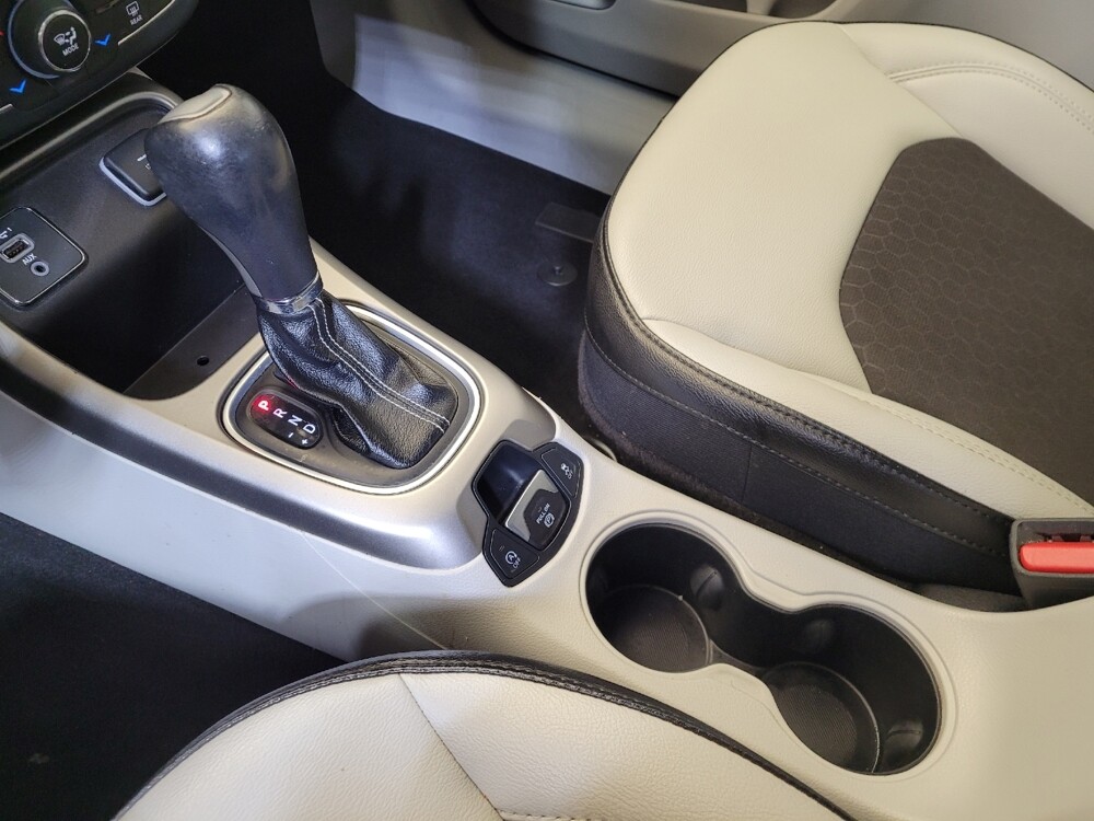 2020 Jeep Compass in Columbus, OH 43228 - 18101143 26