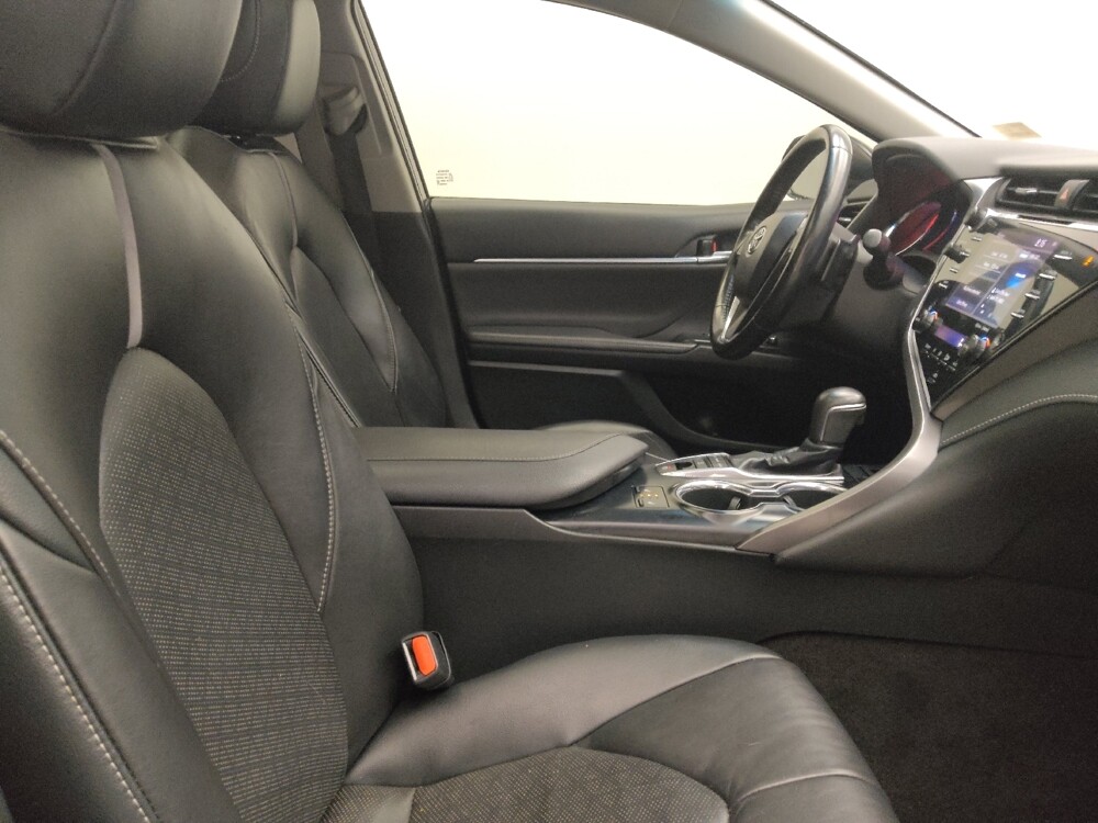 2019 Toyota Camry in Midlothian, IL 60445 - 18101160 21