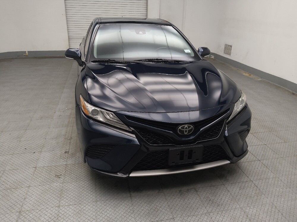 2019 Toyota Camry in Midlothian, IL 60445 - 18101160 14