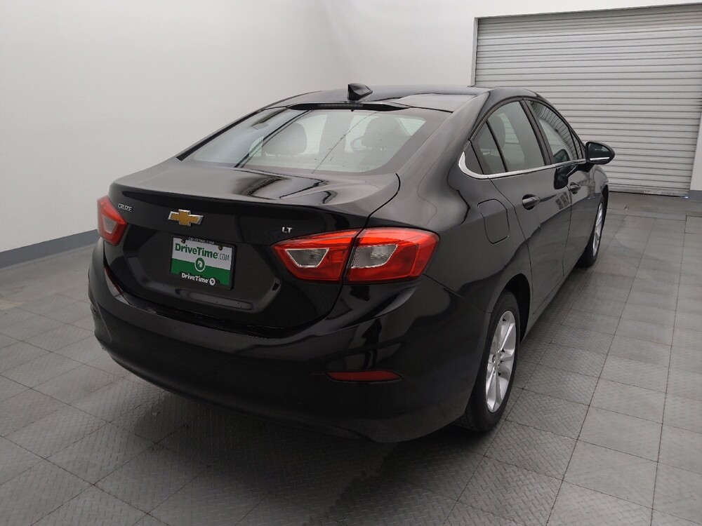 2019 Chevrolet Cruze in Houston, TX 77074 - 18101161 7