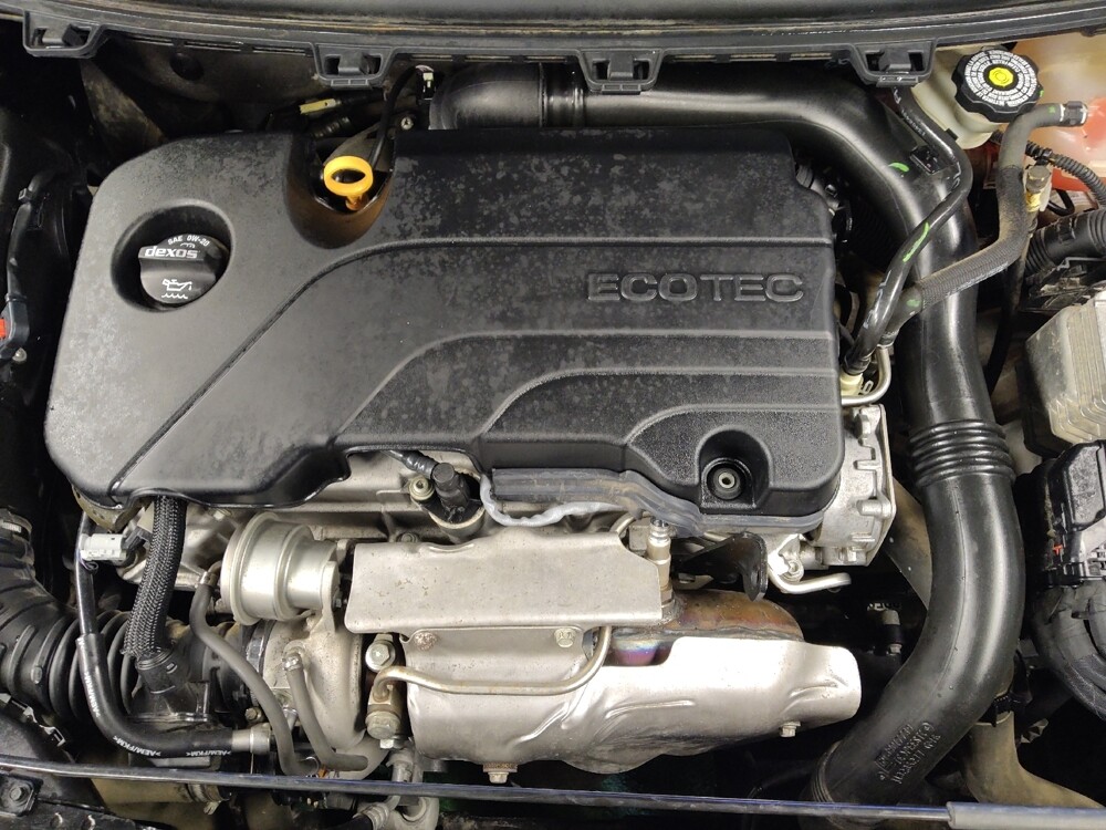 2019 Chevrolet Cruze in Houston, TX 77074 - 18101161 30