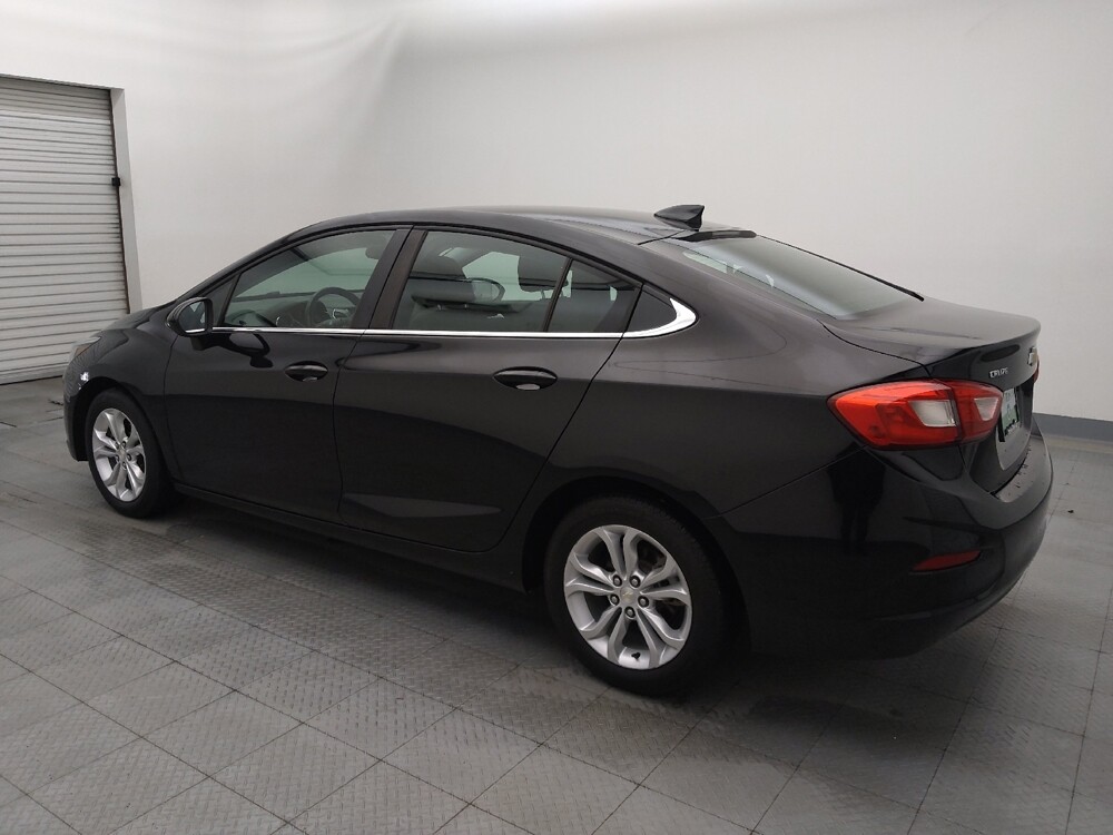 2019 Chevrolet Cruze in Houston, TX 77074 - 18101161 3