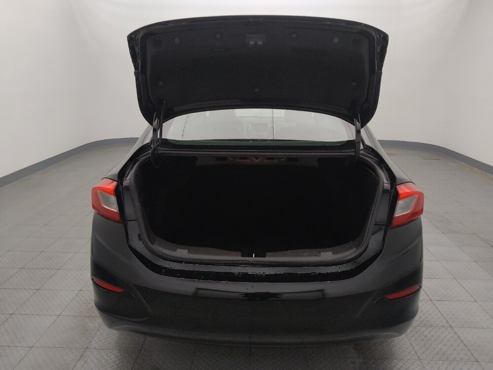2019 Chevrolet Cruze in Houston, TX 77074 - 18101161 29