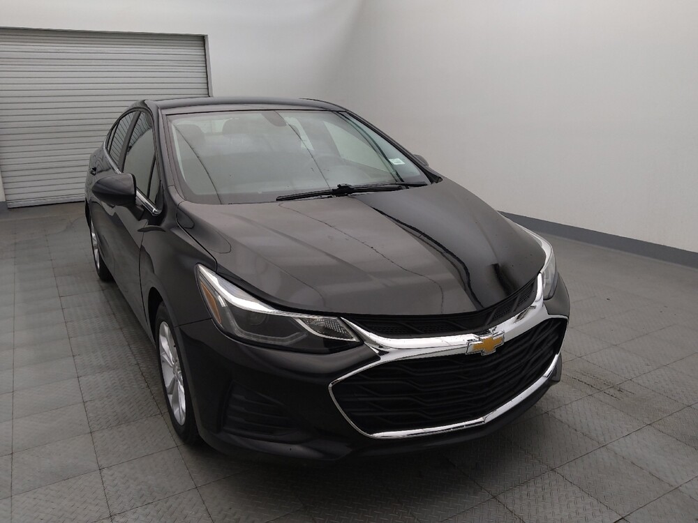 2019 Chevrolet Cruze in Houston, TX 77074 - 18101161 14