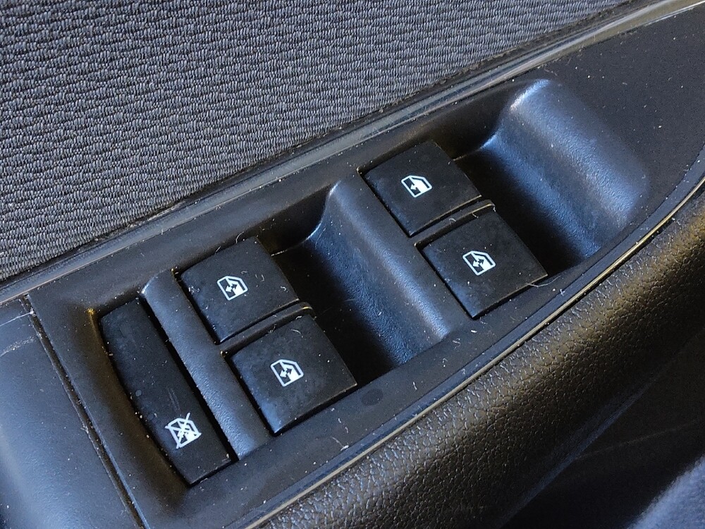 2019 Chevrolet Cruze in Houston, TX 77074 - 18101161 27