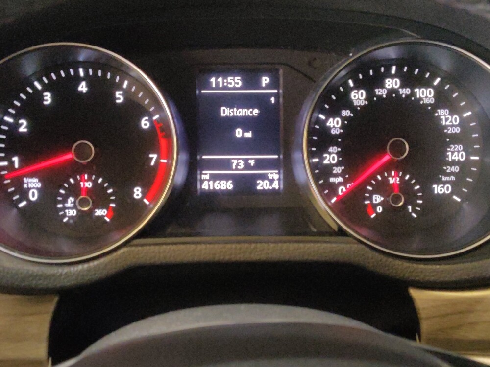 2018 Volkswagen Passat in Kissimmee, FL 34744 - 18101165 23