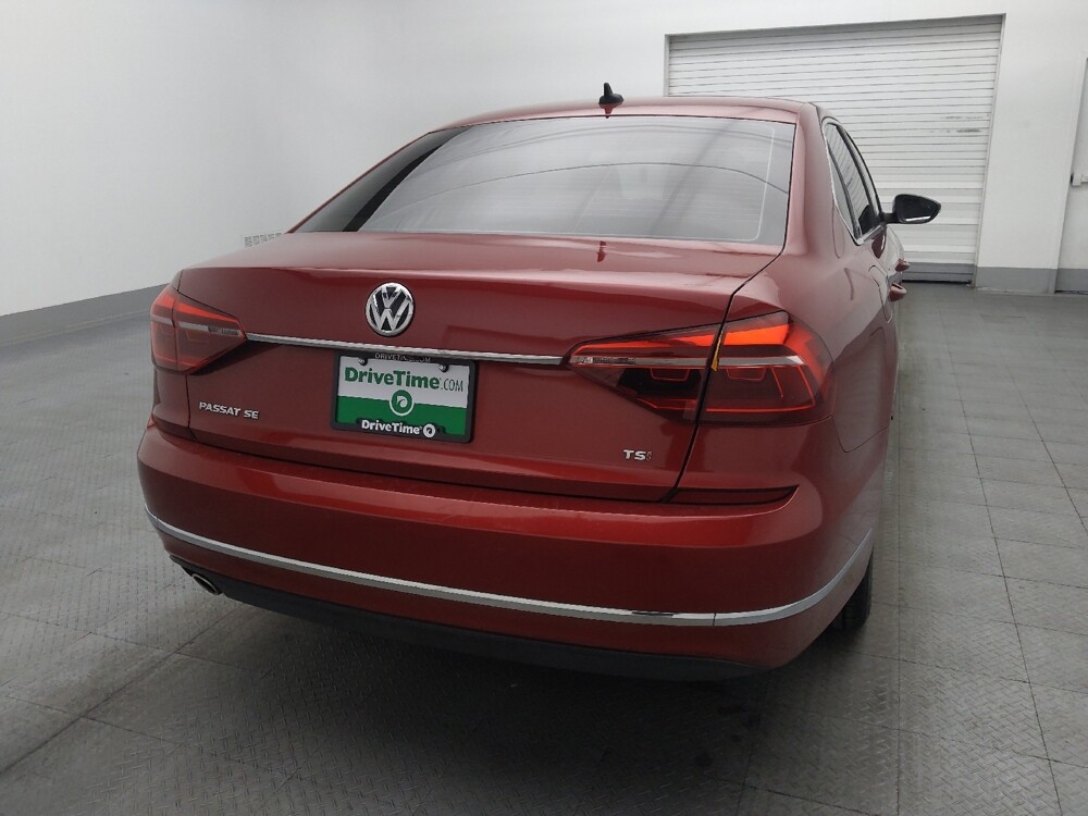 2018 Volkswagen Passat in Kissimmee, FL 34744 - 18101165 7