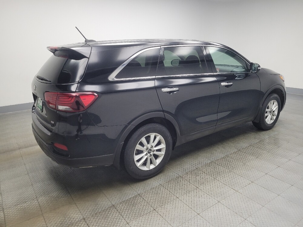 2019 Kia Sorento in Indianapolis, IN 46219 - 18101168 10