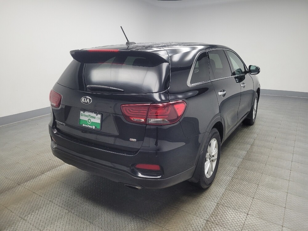 2019 Kia Sorento in Indianapolis, IN 46219 - 18101168 9