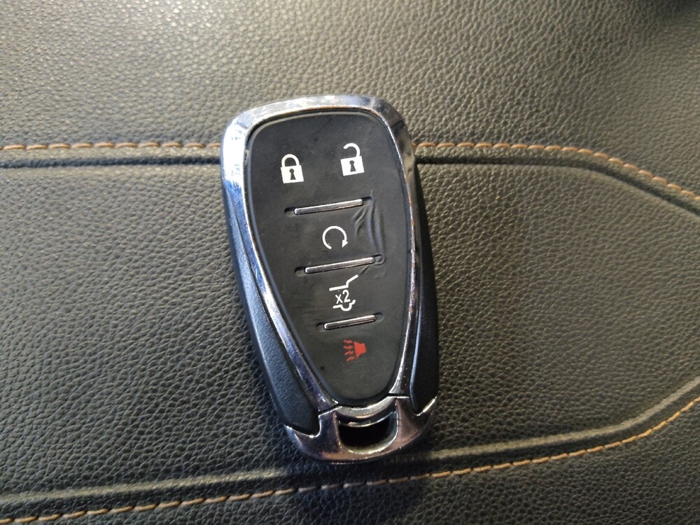 2018 Chevrolet Traverse in Raleigh, NC 27604 - 18101172 32