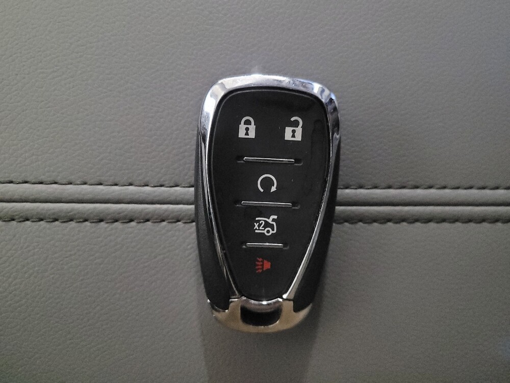 2020 Chevrolet Malibu in Chattanooga, TN 37421 - 18101177 32