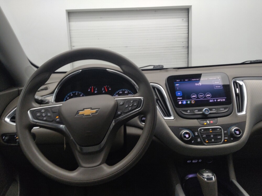 2020 Chevrolet Malibu in Chattanooga, TN 37421 - 18101177 22