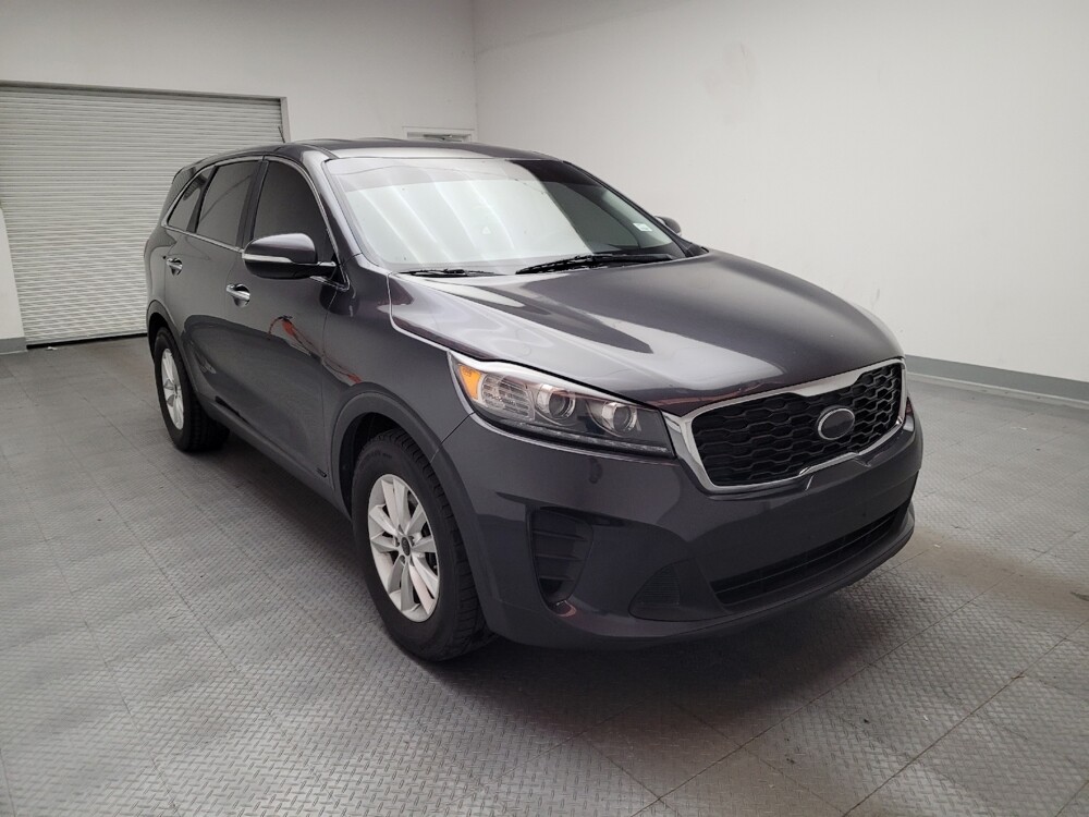 2019 Kia Sorento in Riverside, CA 92504 - 18101186 13
