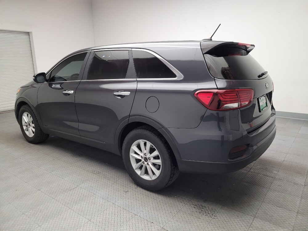 2019 Kia Sorento in Riverside, CA 92504 - 18101186 3