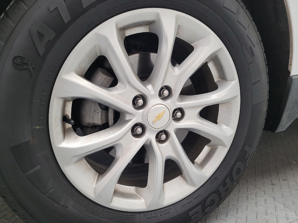 2019 Chevrolet Equinox in Riverside, CA 92504 - 18101200 31