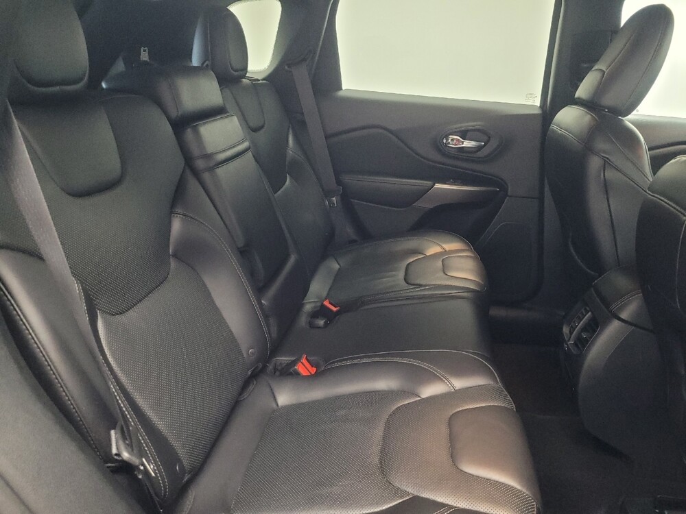 2019 Jeep Cherokee in Indianapolis, IN 46219 - 18101212 19