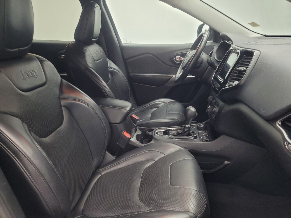 2019 Jeep Cherokee in Indianapolis, IN 46219 - 18101212 21