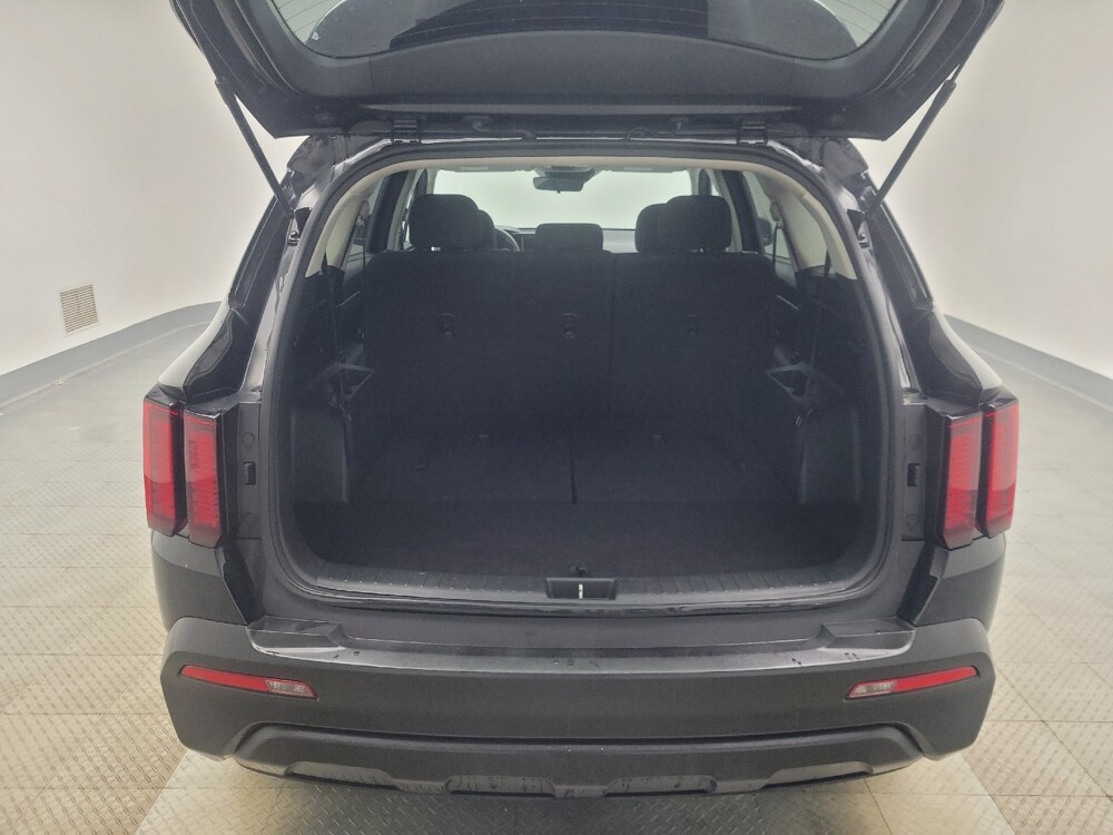 2021 Kia Sorento in Ft Wayne, IN 46805 - 18101216 29