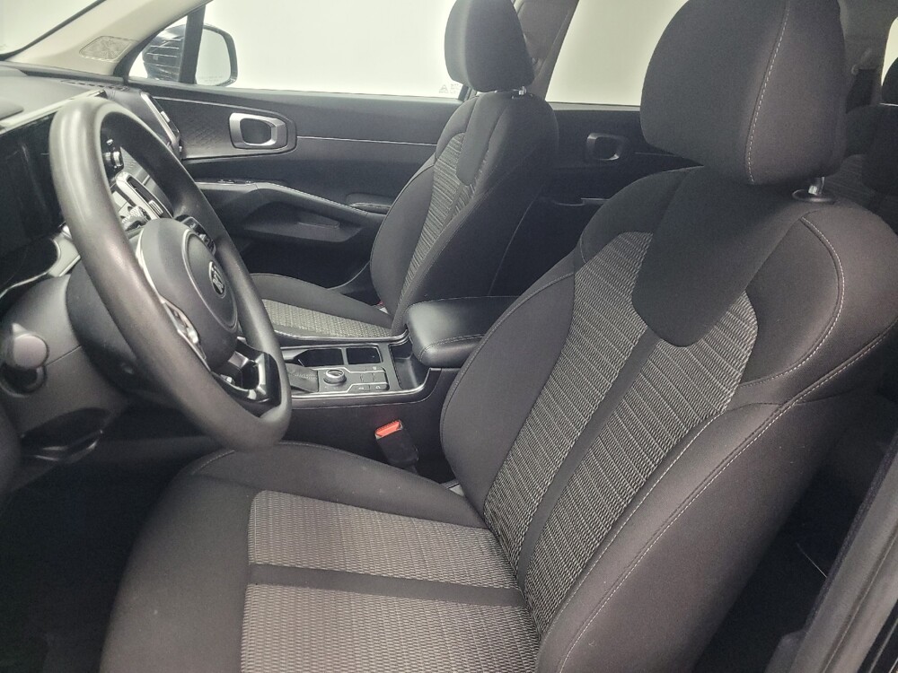 2021 Kia Sorento in Ft Wayne, IN 46805 - 18101216 17